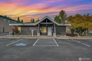 10834 SE Kent-Kangley Rd, Kent, WA 98030 - Photo 1