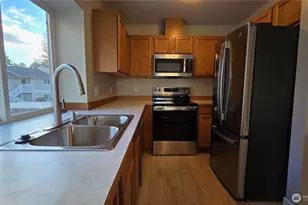 12432 SE 272nd Pl, Kent, WA 98030 - Photo 7