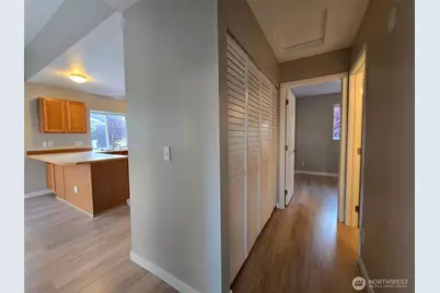12432 SE 272 Place #B202, Kent, WA 98030 - Photo 11
