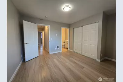 12432 SE 272 Place #B202, Kent, WA 98030 - Photo 25