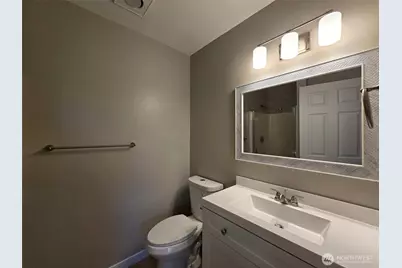 12432 SE 272 Place #B202, Kent, WA 98030 - Photo 15