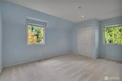 19225 SE 25th St, Sammamish, WA 98075 - Photo 25