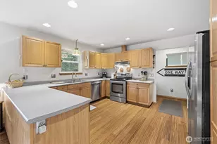 30 Lost Lake Ln, Bellingham, WA 98229 - Photo 3