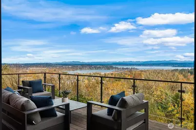 1527 E Howe Street, Seattle, WA 98112 - Photo 1