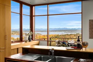 1527 E Howe St, Seattle, WA 98112 - Photo 15