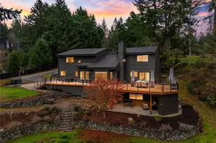 918 Lummi Dr, Fox Island, WA 98333 - Photo 1