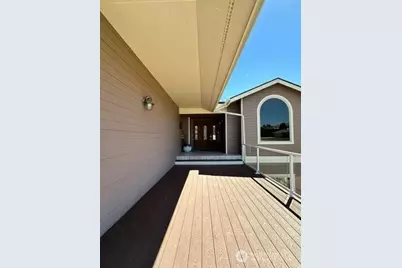 3639 Ridgeview Boulevard, Wenatchee, WA 98801 - Photo 3