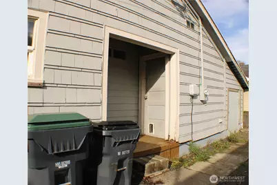 301 Eklund Avenue, Hoquiam, WA 98550 - Photo 11