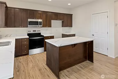 8117 175th Street Ct E, Puyallup, WA 98375 - Photo 11