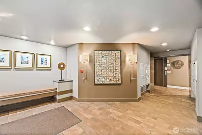 566 Prospect Street #209, Seattle, WA 98109 - Photo 3