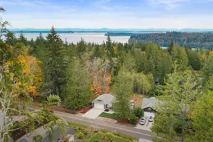 381 Rainier Ln, Port Ludlow, WA 98365 - Photo 3