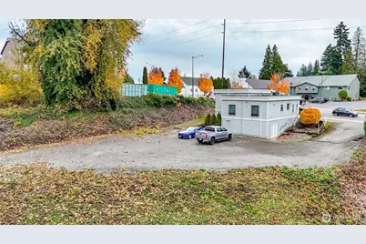 1715 Meridian Avenue E, Edgewood, WA 98371 - Photo 33