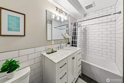 275 W Roy Street #119, Seattle, WA 98119 - Photo 13