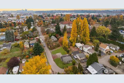 702 S Director Street, Seattle, WA 98108 - Photo 13