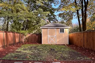 1106 Irving St SW, Tumwater, WA 98512 - Photo 33