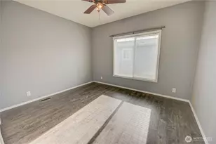 300 Park Ave, Buckley, WA 98321 - Photo 15