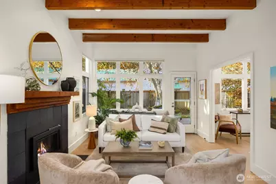 171 Wallace Way NE #B, Bainbridge Island, WA 98110 - Photo 3