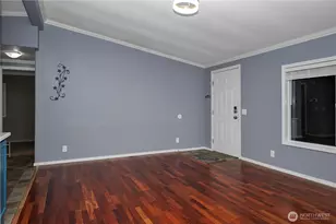 15253 Pine Dr, Renton, WA 98058 - Photo 15