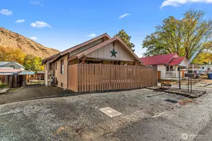 120 S Douglas St, Cashmere, WA 98815 - Photo 3