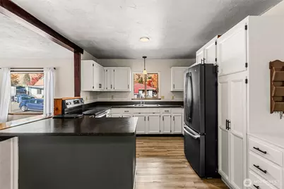 120 S Douglas Street, Cashmere, WA 98815 - Photo 9