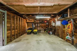 3126 Rocky Point Rd NW, Bremerton, WA 98312 - Photo 37