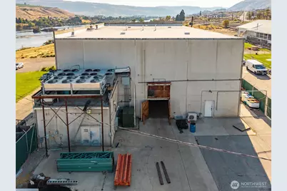 623 Goose Rock Lane, Malaga, WA 98828 - Photo 17