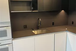 300 Virginia St, Seattle, WA 98121 - Photo 7