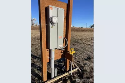 601 E 1st St, Waterville, WA 98858 - Photo 3