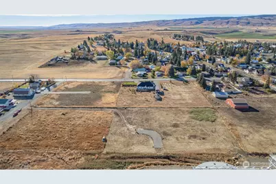 601 E 1st St, Waterville, WA 98858 - Photo 13