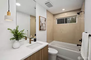 939 N 87th St, Seattle, WA 98103 - Photo 11