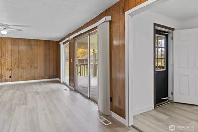 39411 Mountain Highway E, Eatonville, WA 98328 - Photo 9