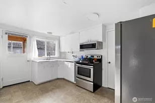 205 Jefferson St, Hoquiam, WA 98550 - Photo 13