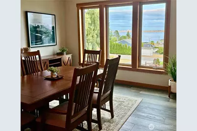 7940 Beach Drive E, Port Orchard, WA 98366 - Photo 5