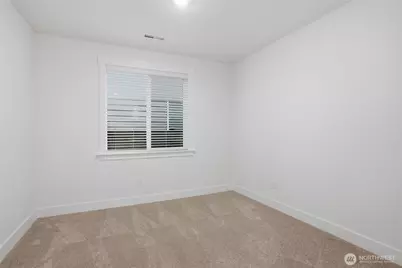 32403 Myrtle Avenue SE, Black Diamond, WA 98010 - Photo 19