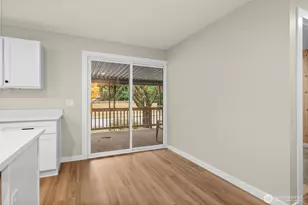 20414 119th St E, Bonney Lake, WA 98391 - Photo 19