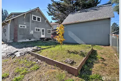1018 W Cota Street, Shelton, WA 98584 - Photo 31