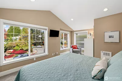 4535 NE 55th Street, Seattle, WA 98105 - Photo 15