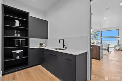 6920 Holeman Avenue, Blaine, WA 98230 - Photo 9