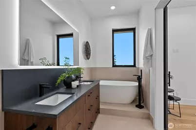 6920 Holeman Avenue, Blaine, WA 98230 - Photo 19