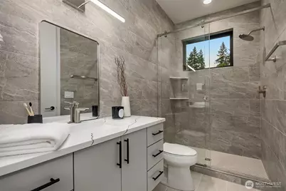 7626 NE 10th Street, Medina, WA 98039 - Photo 33