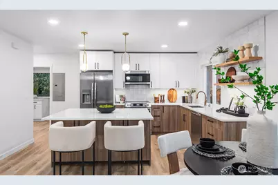 10813 24th Avenue NE, Seattle, WA 98125 - Photo 7