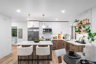 10813 24th Ave NE, Seattle, WA 98125 - Photo 7