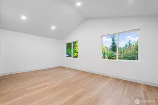 10813 24th Ave NE, Seattle, WA 98125 - Photo 35