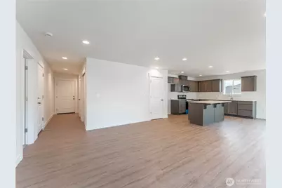 2340 2nd Street SE, East Wenatchee, WA 98802 - Photo 7