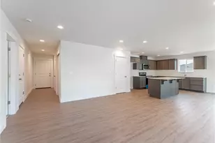 2340 2nd St SE, East Wenatchee, WA 98802 - Photo 7