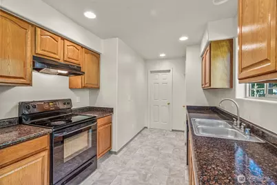 1301 Sunrise St, Kelso, WA 98626 - Photo 5