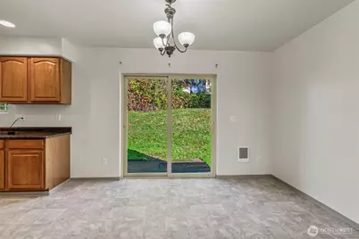 1301 Sunrise St, Kelso, WA 98626 - Photo 7