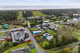 864 Hart St, Grayland, WA 98547 - Photo 9