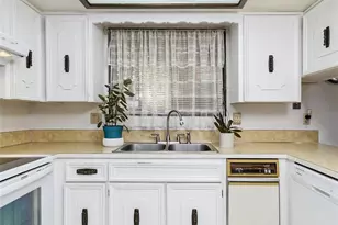 7111 41st Ave SE, Lacey, WA 98503 - Photo 15