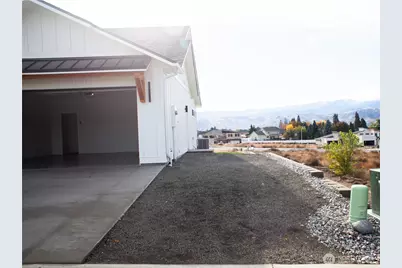 146 33rd Street, East Wenatchee, WA 98802 - Photo 5
